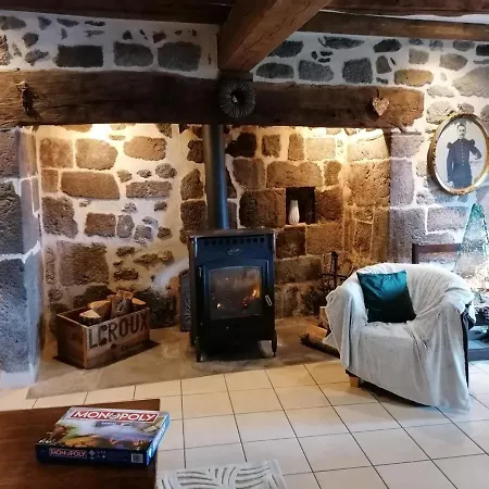 Tatil Evi Maison De Caractere Renovee Avec Jardin Clos, Cheminee, Et Animaux Acceptes A - Fr-1-742-322